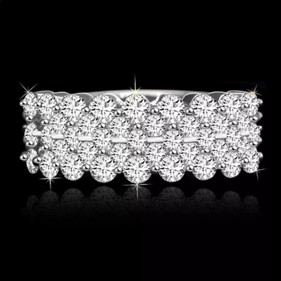 New 925 Silver Diamonds Wedding Ring - Picture 4 of 6